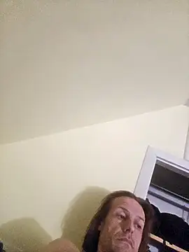 Snapshot of Danny19867 chatting on 10-13-25, 08:42 Danny19867 online show from 10-13-25, 08:42