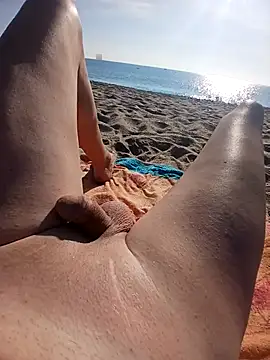 kellyts29 online show from 09-19-25, 08:05