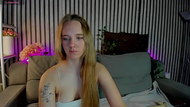 Casey Sweeet online show from 03-19-26, 09:13