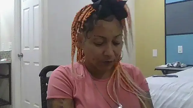 Flossee online show from 09-14-25, 04:06