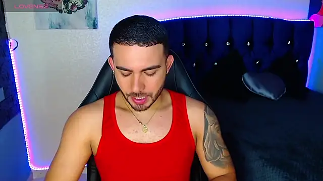 adamhairy online show from 04-08-26, 07:14