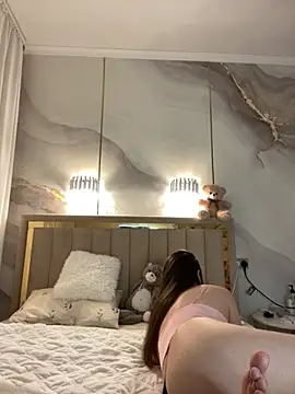 TiffaNoel online show from 12-04-25, 04:16