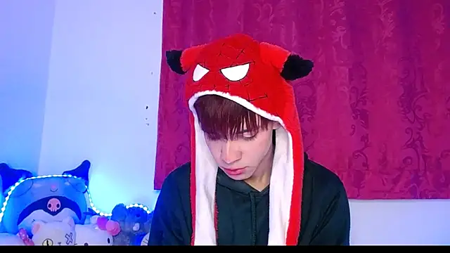 lucky stricke online show from 11-30-25, 02:59