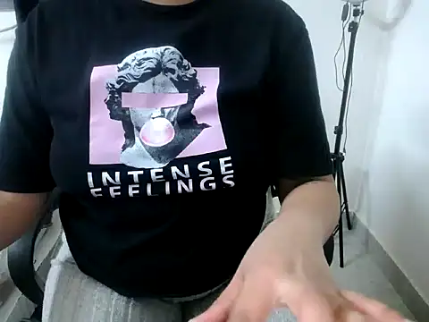 Roshi Love online show from 04-16-26, 11:18