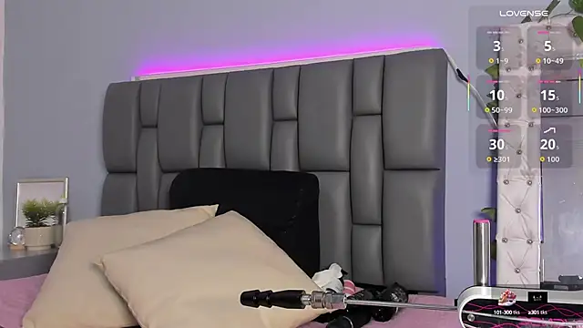  jasmine blush online show from 10-13-25, 01:44