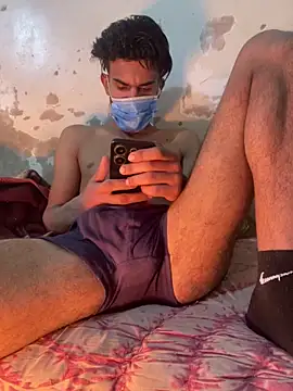 Snapshot of ParousFlow chatting on 03-20-26, 02:00 ParousFlow online show from 03-20-26, 02:00