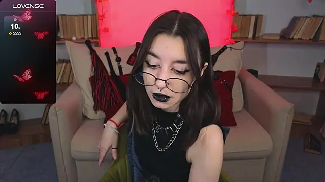 Mistress  Marcelline online show from 09-21-25, 09:44