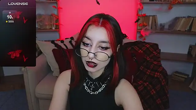 Mistress  Marcelline online show from 10-29-25, 09:44