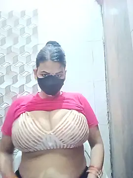 Snapshot of varnika chatting on 06-16-26, 12:19 varnika online show from 06-16-26, 12:19