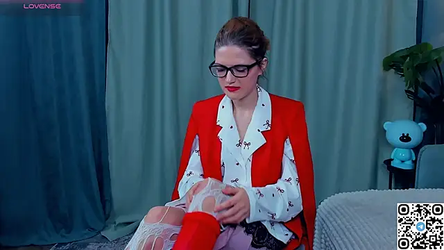 EdlinGathright online show from 11-24-25, 03:39