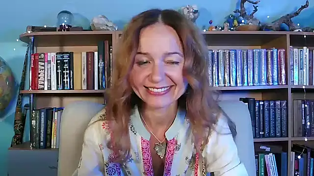 Foxilady357 online show from 09-29-25, 01:49