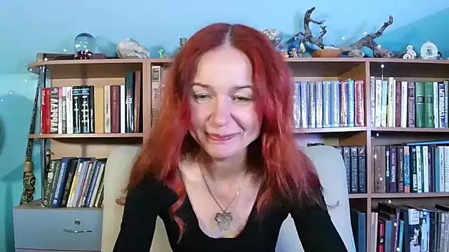 Foxilady357 online show from 04-25-26, 01:36