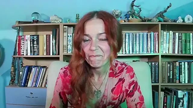 Foxilady357 online show from 06-04-26, 01:39