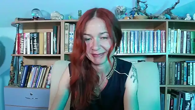 Foxilady357 online show from 06-11-26, 02:04