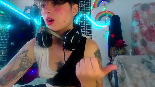 Mitsuha gate online show from 11-05-25, 02:06