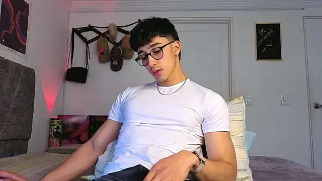 LatinReall online show from 01-16-26, 09:19