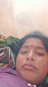 Snapshot of Guriya0076 chatting on 05-30-26, 03:47 Guriya0076 online show from 05-30-26, 03:47