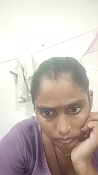 Snapshot of Guriya0076 chatting on 07-19-26, 12:42 Guriya0076 online show from 07-19-26, 12:42