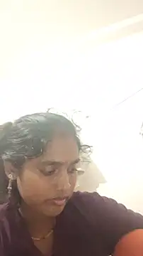 Snapshot of Guriya0076 chatting on 07-21-26, 03:47 Guriya0076 online show from 07-21-26, 03:47