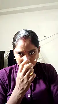 Snapshot of Guriya0076 chatting on 07-22-26, 04:37 Guriya0076 online show from 07-22-26, 04:37