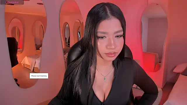 SophieHouston  online show from 05-09-26, 02:39