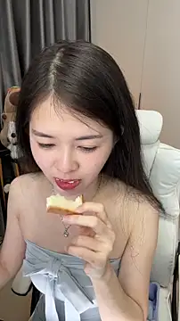 Qianqian-888 online show from 01-10-26, 12:56