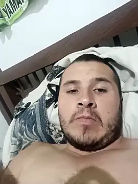 santiii   12 online show from 12-17-25, 07:25