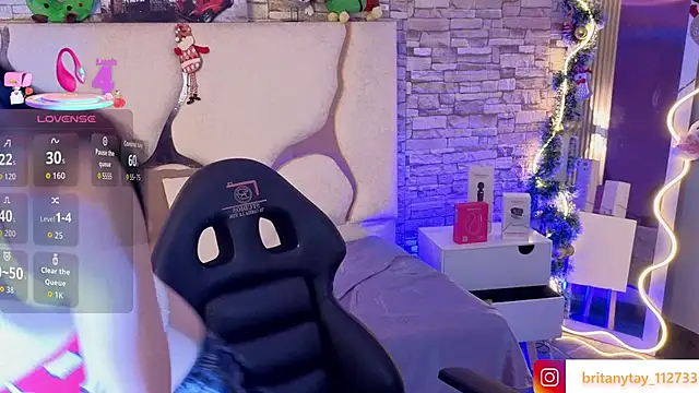 boyfox tay online show from 01-06-26, 07:39