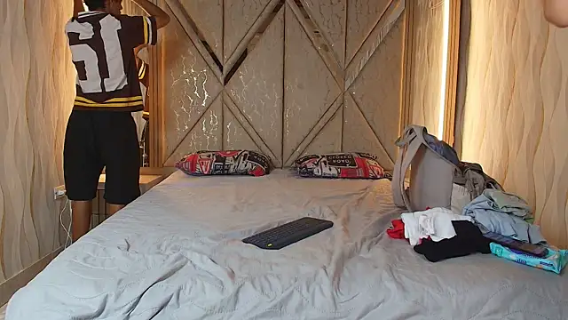 Hotcouple 222 online show from 04-07-26, 01:44