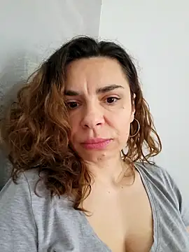 Victoria Vergara online show from 03-26-26, 12:44