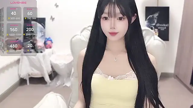 -EEBABY online show from 12-17-25, 05:52