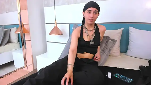 Ashkoreh online show from 03-03-26, 08:48