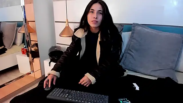 Ashkoreh online show from 04-17-26, 03:26