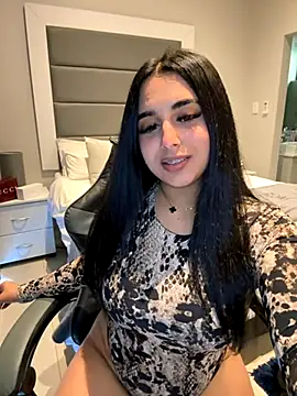 LilMisIndianx online show from 11-20-25, 09:09