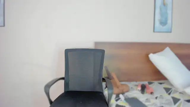 Snapshot of Niicol_Jenner chatting on 02-09-26, 04:38 Niicol Jenner online show from 02-09-26, 04:38