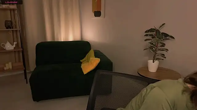 Dilara xBaby online show from 03-31-26, 02:39