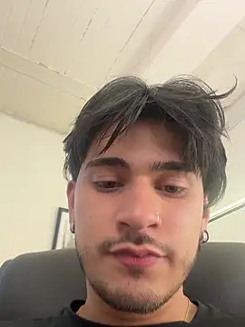 Elian savoy online show from 10-10-25, 12:42