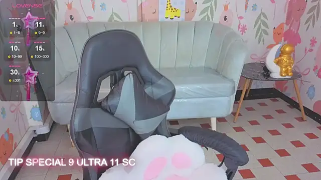 Paris09 v  online show from 03-17-26, 03:22