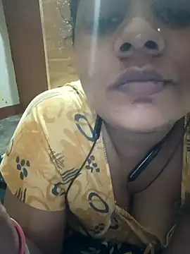 Cute Amiya online show from 09-08-25, 05:12