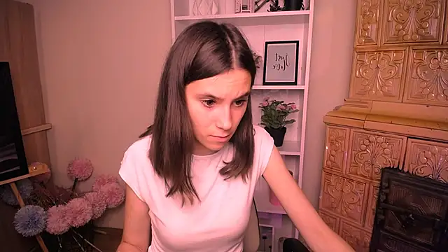 Snapshot of RosaRay_ chatting on 06-30-26, 06:03 RosaRay online show from 06-30-26, 06:03