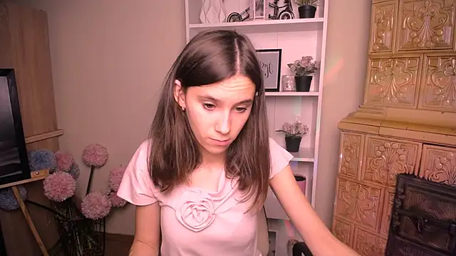 Snapshot of RosaRay_ chatting on 07-14-26, 06:40 RosaRay online show from 07-14-26, 06:40