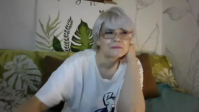 Catty Lady online show from 02-12-26, 07:31