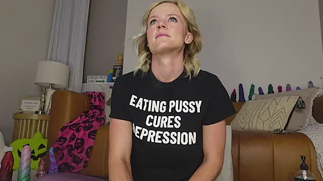 Snapshot of Taylorlove303 chatting on 10-24-25, 10:11 Taylorlove303 online show from 10-24-25, 10:11