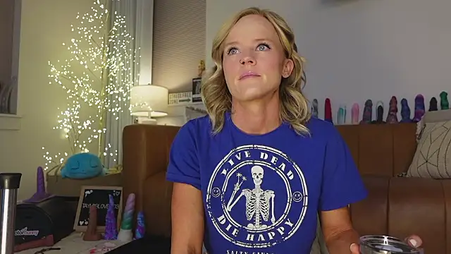 Taylorlove303 online show from 03-26-26, 10:10