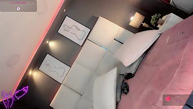 LiaFernandaa online show from 03-21-26, 01:16