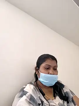 Snapshot of tamil_Miraclequeen chatting on 11-13-25, 04:33 tamil Miraclequeen online show from 11-13-25, 04:33