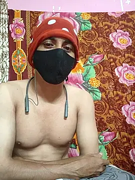 Snapshot of Seducing_couple chatting on 06-26-26, 05:01 Seducing couple online show from 06-26-26, 05:01