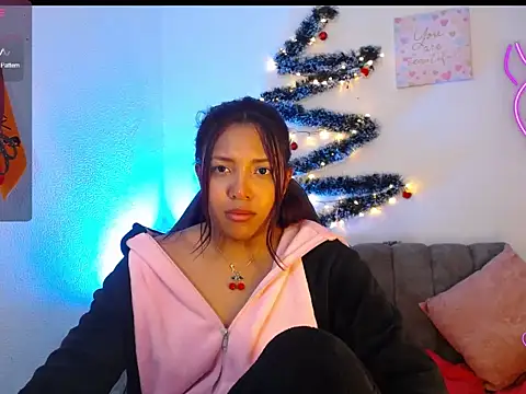 Snapshot of warisg__ chatting on 12-04-25, 10:46 warisg online show from 12-04-25, 10:46