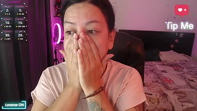 Abbyjoness21 online show from 11-11-25, 10:15