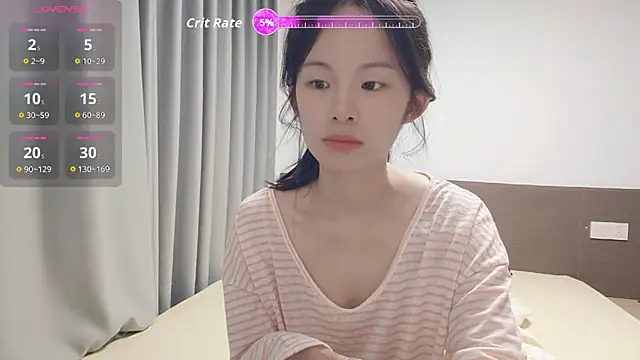 Snapshot of xiao-qinju chatting on 05-09-26, 09:09 xiao-qinju online show from 05-09-26, 09:09